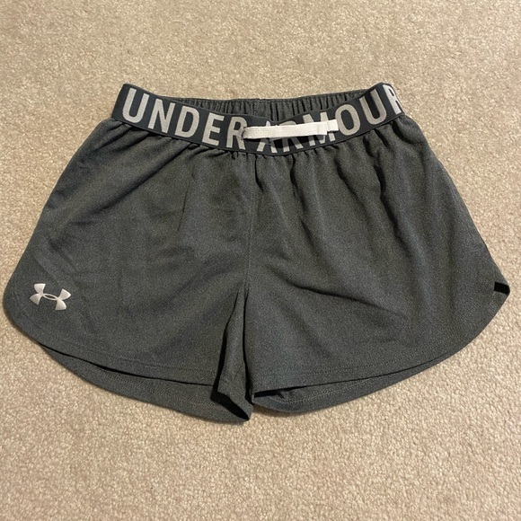 3 pairs girls Under Armour athletic shorts - Picture 5 of 6